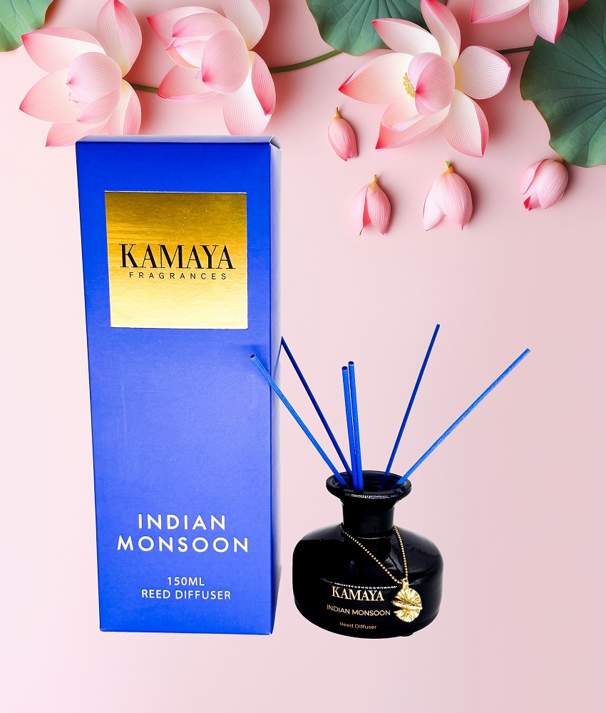 150 ml Reed diffuser with metal charm+ refill with two sets of reeds